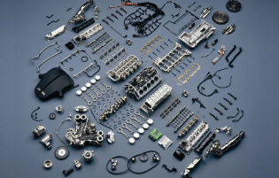 — интернет-магазин запчастей для автомобилей и спецтехники Redpart в Москве