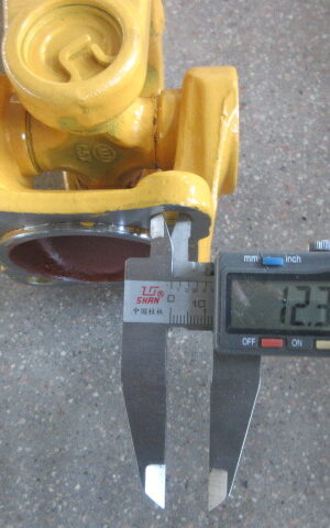 Вал карданный промежуточный 250100113/Z3.4.2 XCMG